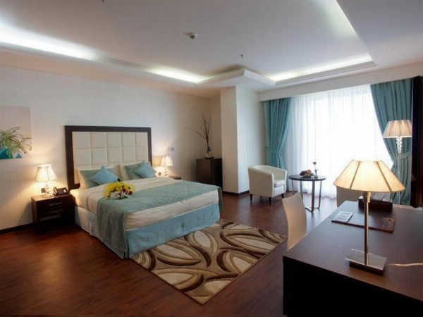 Gokulam Park Hotel Doha image 1