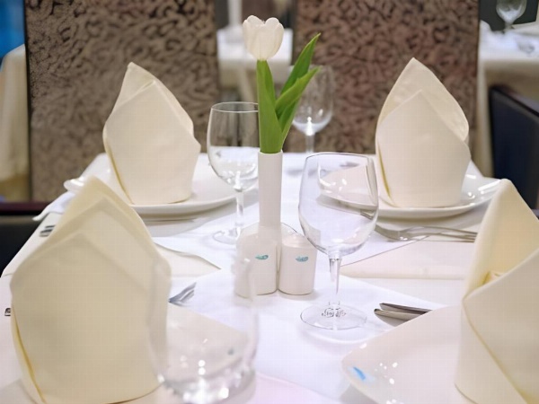 Gokulam Park Hotel Doha image 17